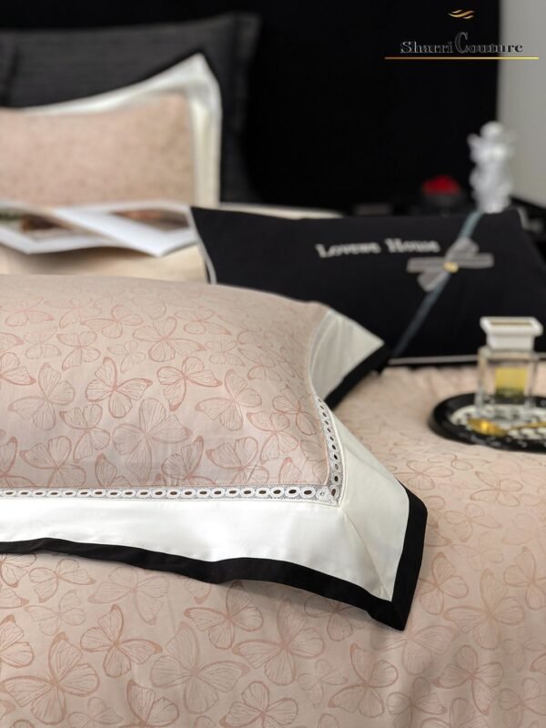 S. C. - 1036 - Light Beige Floral Pattern With Black And White Frame Color - 40% Jacquard Cotton + 60% Lyocell - Image 3